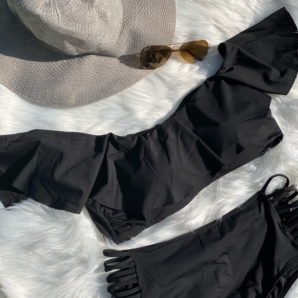 Black Off the Shoulder Bikini
